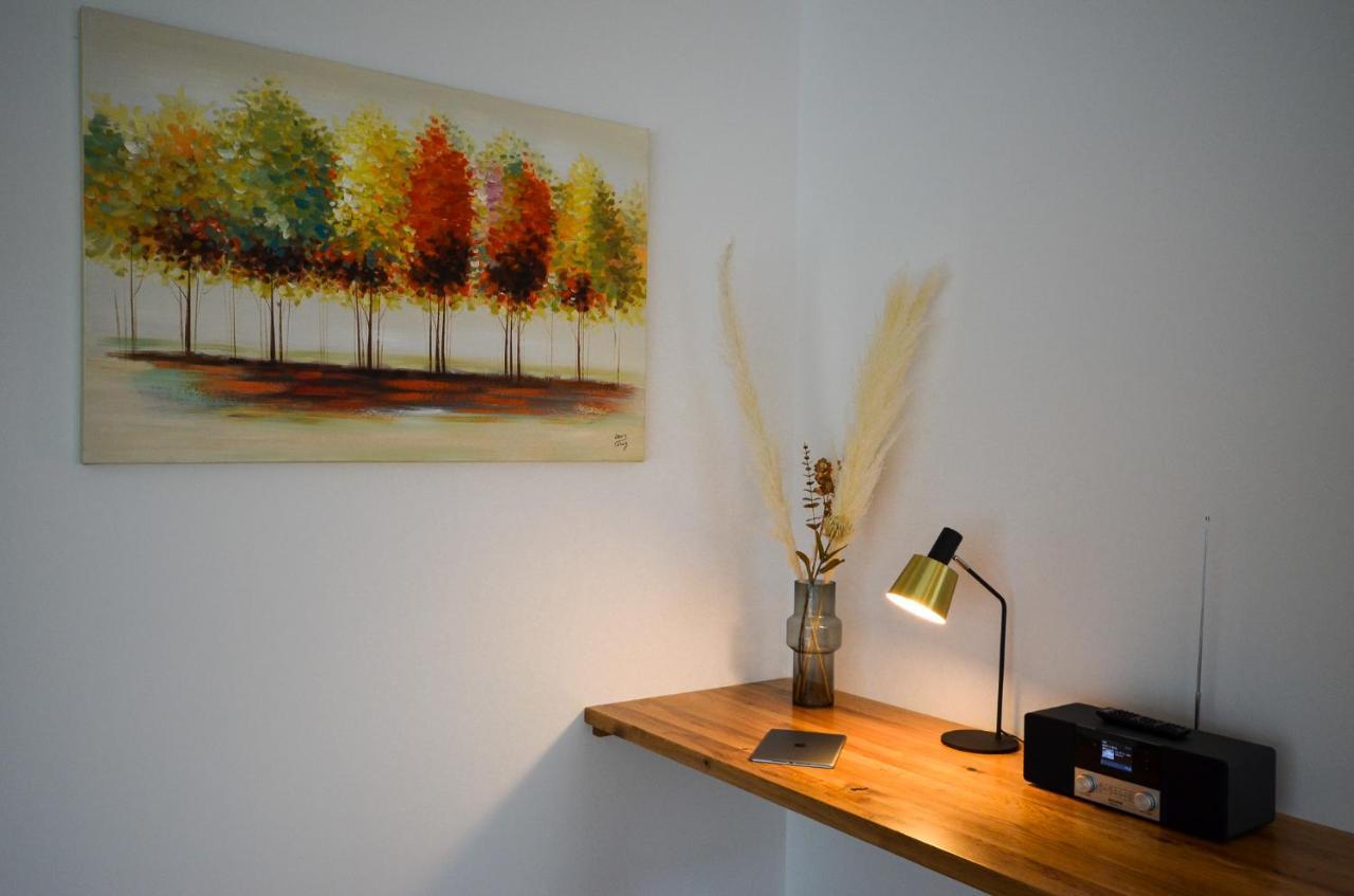 Alte Uhrmacherei - Wohnen Auf Zeit Aurich Extérieur photo